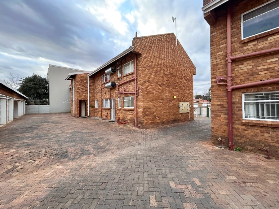 2 Bedroom Property for Sale in Potchefstroom North West